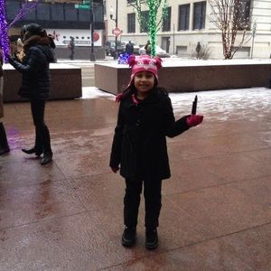 Meet your Posher, Carlos